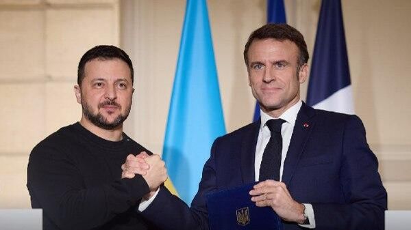 Зеленский и Макрон подписали соглашение