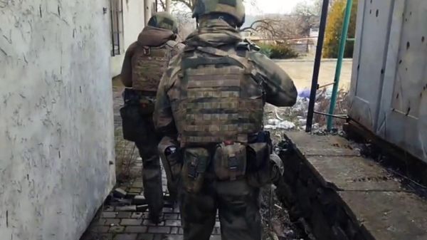 Сотрудники управления ФСБ России по ДНР и Росгвардии выявили в Мариуполе место сбора членов запрещенной в России организации Свидетели Иеговы*