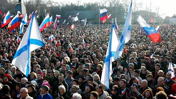 Митинг в Севастополе 23 февраля 2014 года Митинг в Севастополе 23 февраля 2014 года