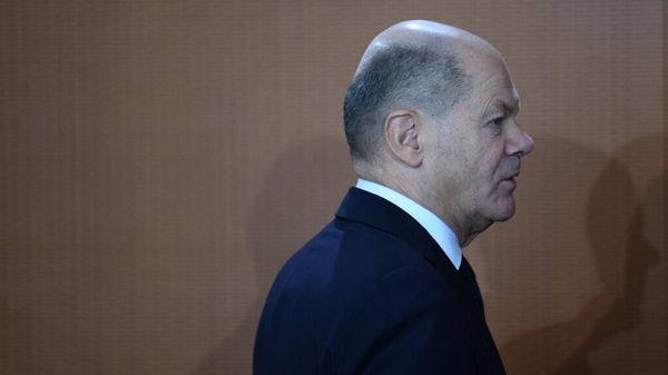 Канцлер Германии Олаф Шольц 