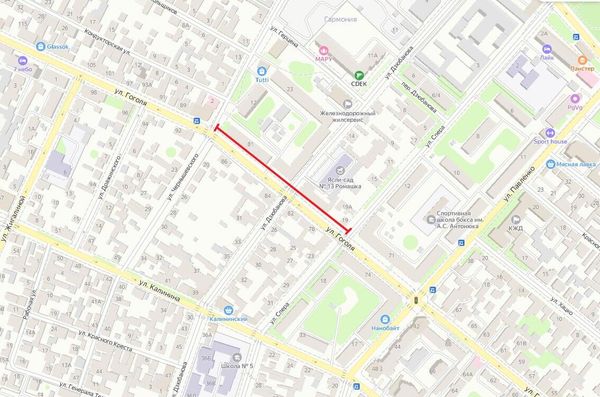 В центре Симферополя ограничат движение из-за обрезки деревьев