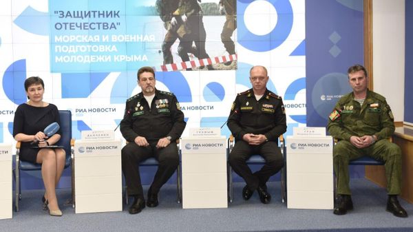 Пресс-конференция Защитник Отечества: морская и военная подготовка молодежи Крыма Пресс-конференция Защитник Отечества: морская и военная подготовка молодежи Крыма