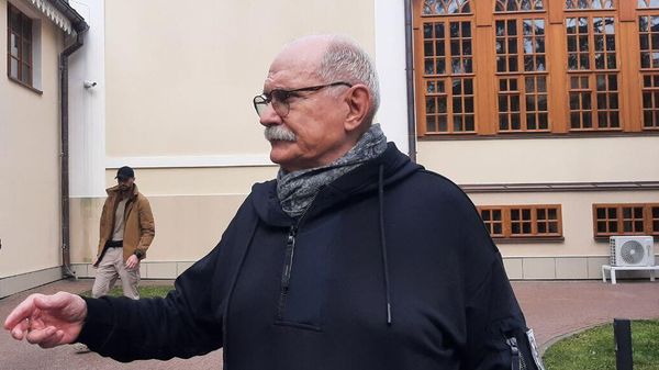 Никита Михалков на открытии галереи имени Айвазовского в Феодосии