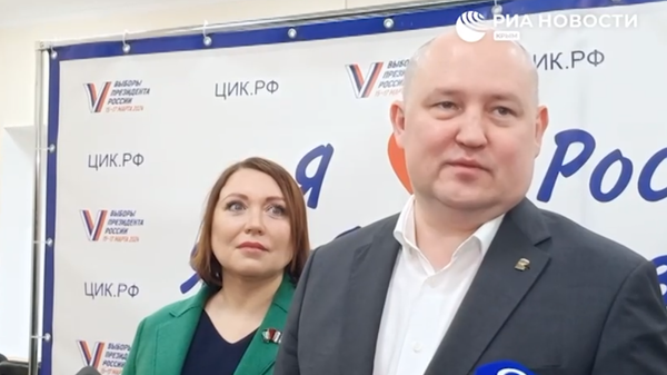 Губернатор Севастополя Михаил Развожаев проголосовал на выборах президента