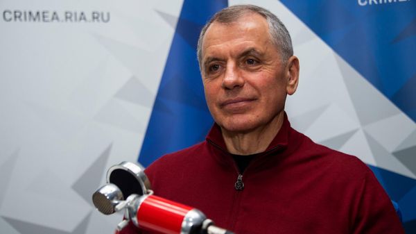 Владимир Константинов