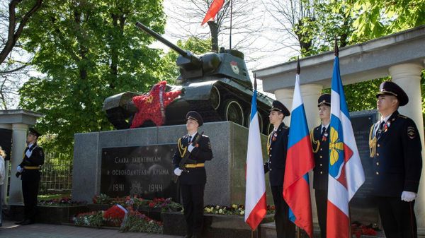 80-летие освобождения Симферополя 80-летие освобождения Симферополя