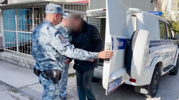 Обвиняемого в осквернении Вечного огня в Севастополе приезжего заключили под стражу