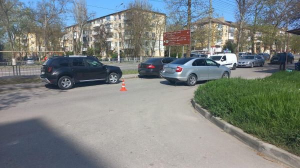 В Крыму 9-летний мальчик на самокате попал под колеса автомобиля