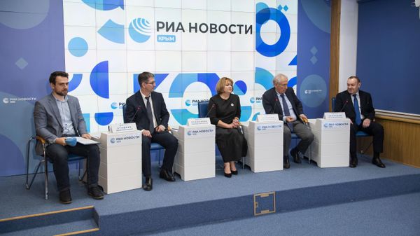 Пресс-конференция Социальное партнерство в центре первомайских инициатив Крыма