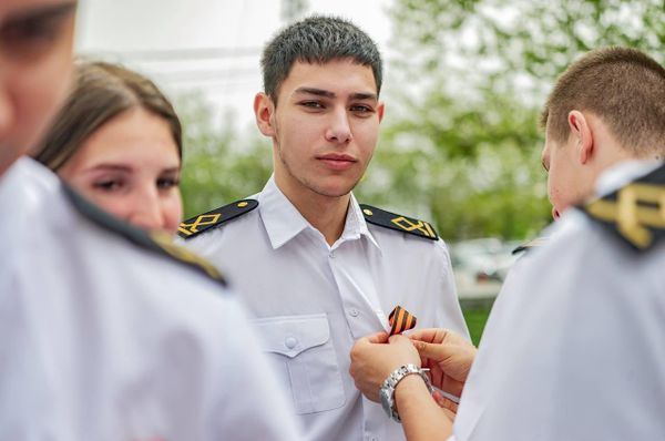 В Севастополе стартовала всероссийская акция Георгиевская ленточка В Севастополе стартовала всероссийская акция Георгиевская ленточка
