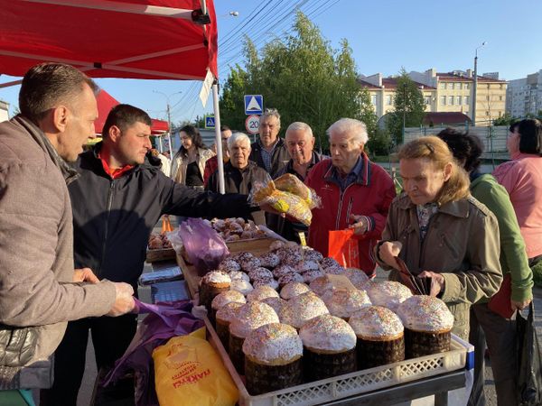 Предпасхальная ярмарка в Симферополе