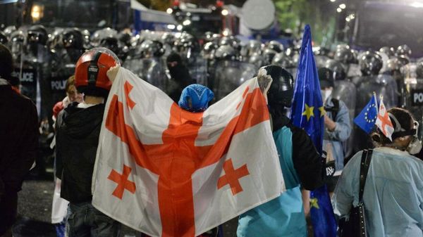 Протесты в Тбилиси против закона об иноагентах