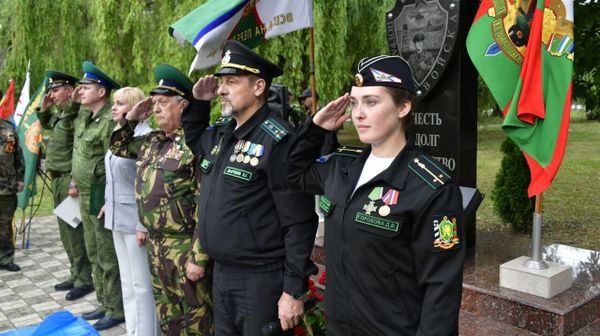 Крымские пограничники присоединились к патриотической акции Боевой расчет Крымские пограничники присоединились к патриотической акции Боевой расчет