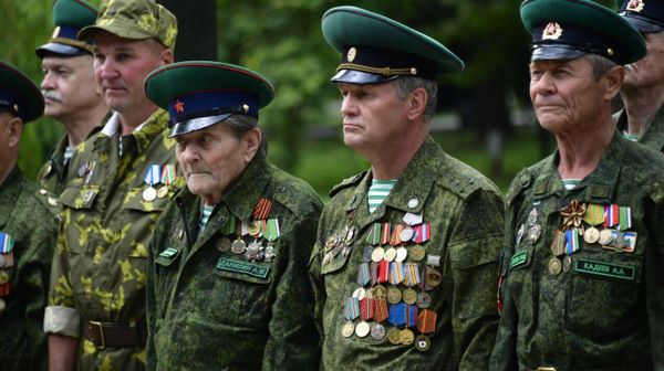 В мероприятии также приняли участие ветераны погранвойск В мероприятии также приняли участие ветераны погранвойск