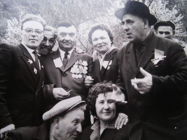 М.И. Чуб на партизанской маевке на Кок-Асане
