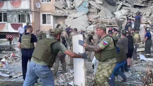 Последствия удара ВСУ по жилому дому в Шебекино