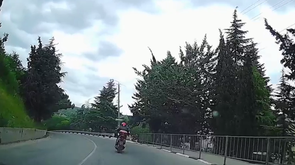 В Алуште поймали пьяного пенсионера за рулем мопеда