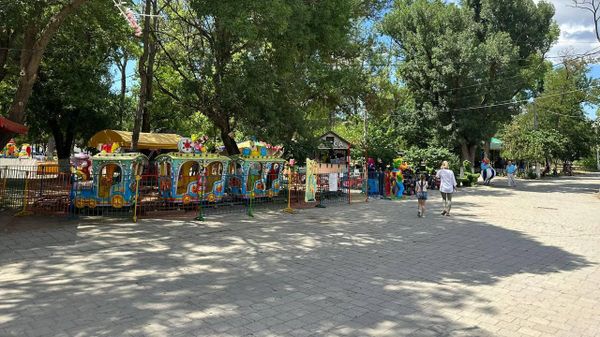 В Джанкое 15-летний работник аттракционов попал в реанимацию после удара током