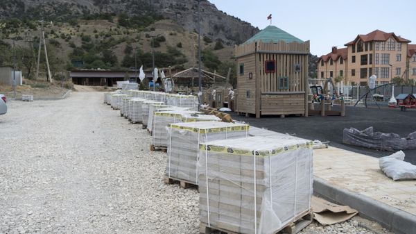 Благоустройство бухты Маленького капитана в селе Веселое 