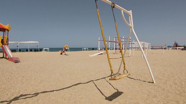 Пляж Учкуевка после ракетной атаки ВСУ на Севастополь