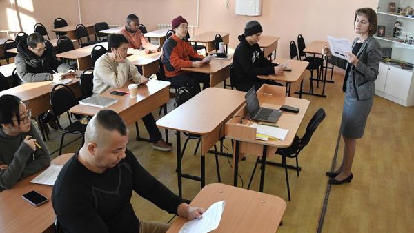 Обучение иностранных граждан русскому языку в Дальневосточном федеральном университете