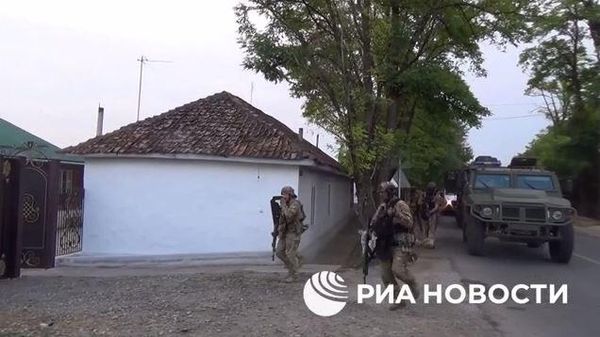В Ингушетии предотвратили атаку террористов на церковь и правоохранителей В Ингушетии предотвратили атаку террористов на церковь и правоохранителей