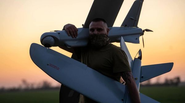 Боевик ВСУ с беспилотником