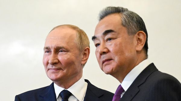 Рабочая поездка президента Владимира Путина в Санкт-Петербург