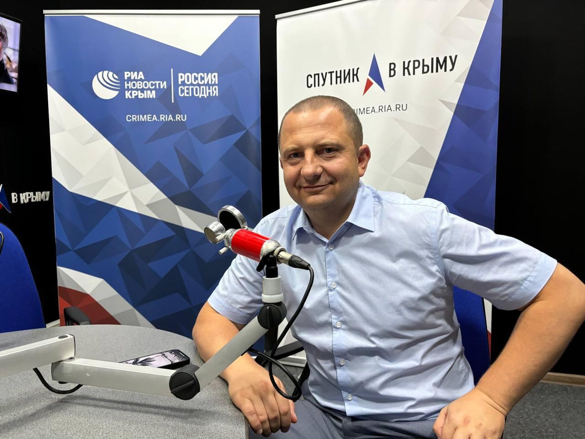 Министр внутренней политики, информации и связи Республики Крым Альберт Куршутов Министр внутренней политики, информации и связи Республики Крым Альберт Куршутов - РИА Новости, 1920, 12.03.2025