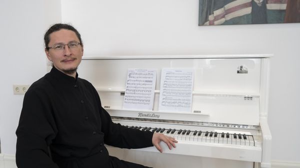 Александр Амерханов Александр Амерханов