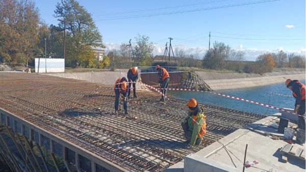 Мост через Северо-Крымский канал в Нижнегорском районе Крыма