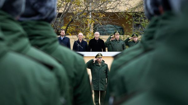 Отправка новобранцев Отправка новобранцев
