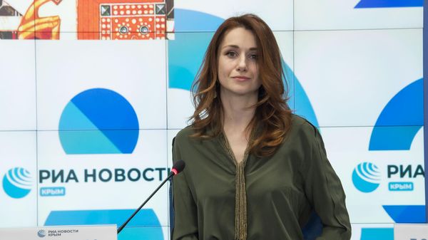 Ведущая телеканала СПАС, автор фильма Святой Савва: русский цвет на сербском флаге, журналист Анжелика Кареткина