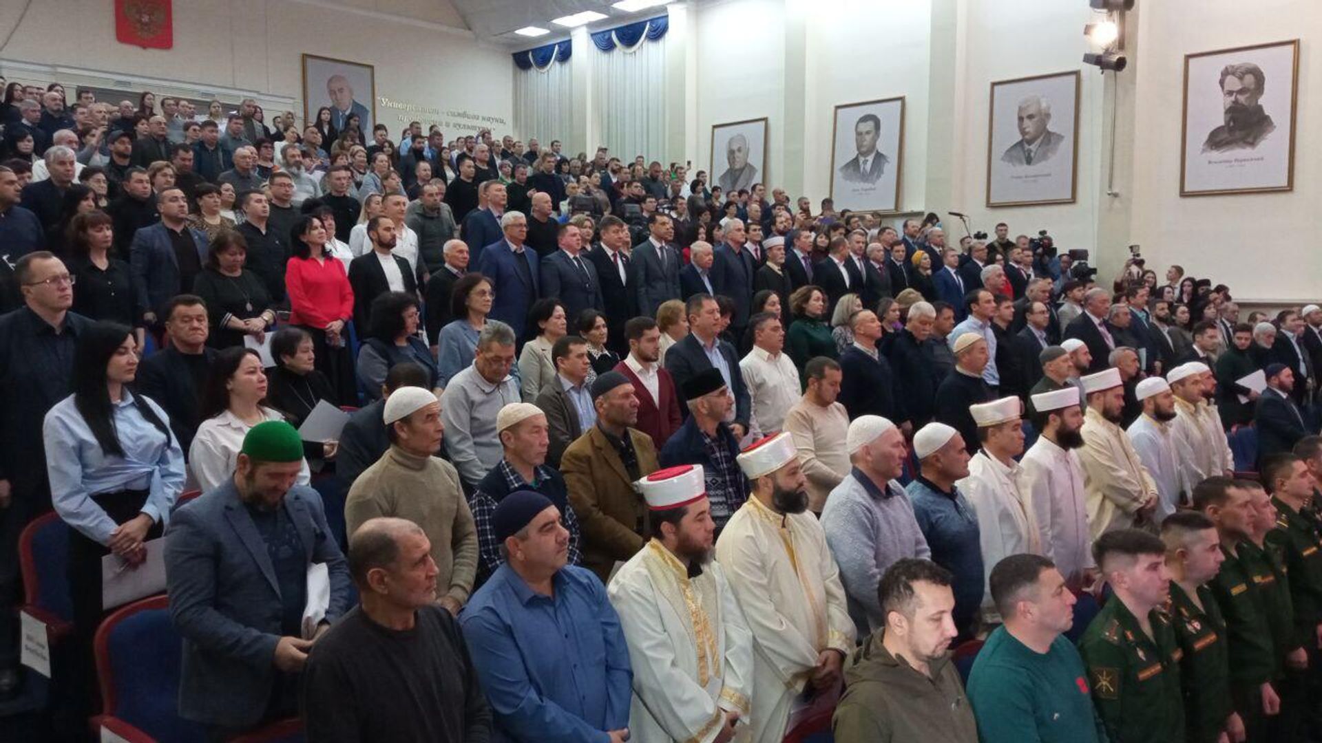 Съезд депутатов крымский татар в Симферополе - РИА Новости, 1920, 17.12.2024