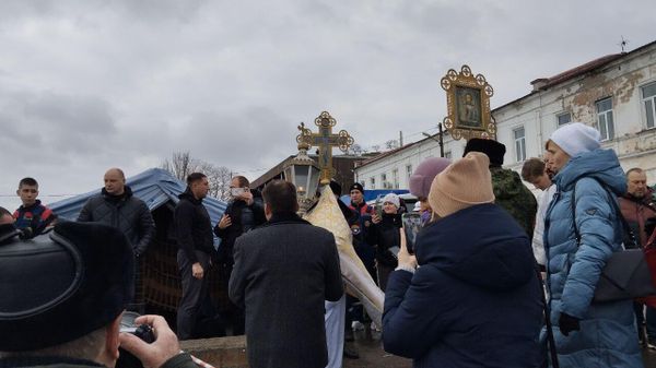 Крещенские купания в Керчи Крещенские купания в Керчи