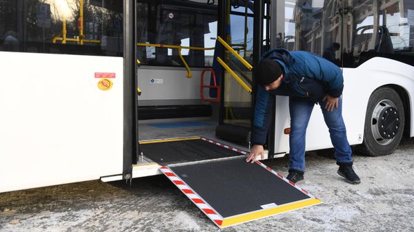 Автобус с пандусом