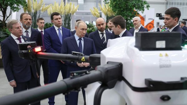 Рабочая поездка президента Владимира Путина в Приволжский федеральный округ