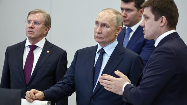 Рабочая поездка президента Владимира Путина в Приволжский федеральный округ