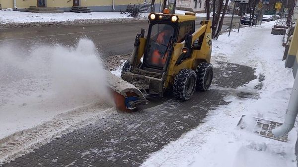 Уборка снега