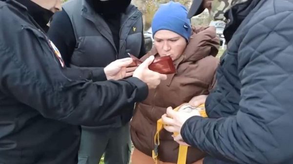 Жительница Севастополя получила срок за сотрудничество со спецслужбами Украины 