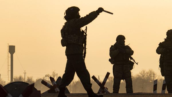 Военные в Крыму