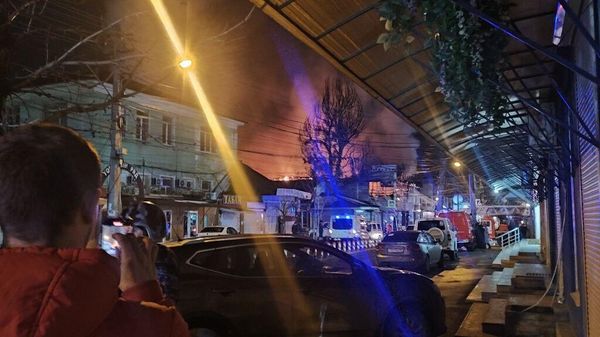 Пожар в Сифмерополе в районе Центрального рынка и стадиона Локомотив