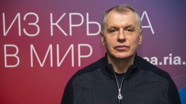 Владимир Константинов