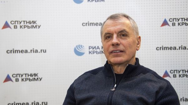 Владимир Константинов