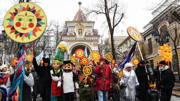 Празднование Масленицы в регионах России