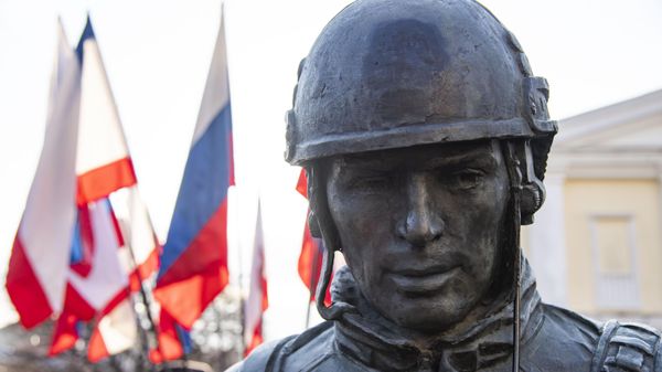 Церемония возложения цветов, посвященная Дню защитника Республики Крым