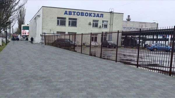 В Керчи благоустраивают территорию перед автовокзалом