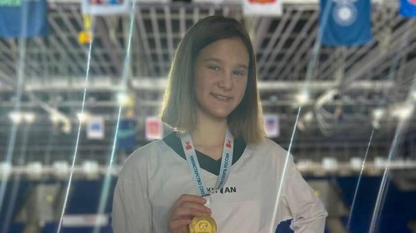 Юная спортсменка из Севастополя Ева Игнатенко завоевала золотую медаль на Первенстве России по тхэквондо 