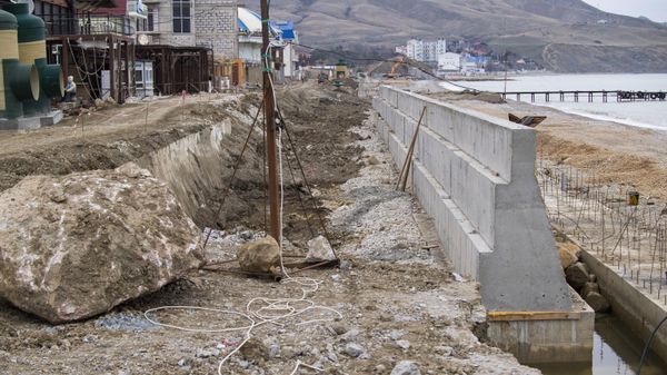 Строительство набережной в поселке Коктебель