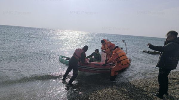 Два человека спасены в Черном море в Крыму